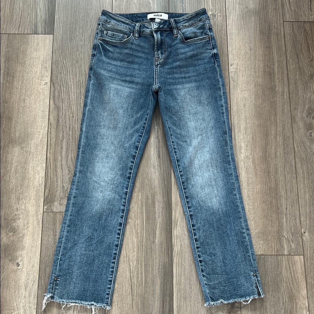 Mica Straight Leg Blue Jeans